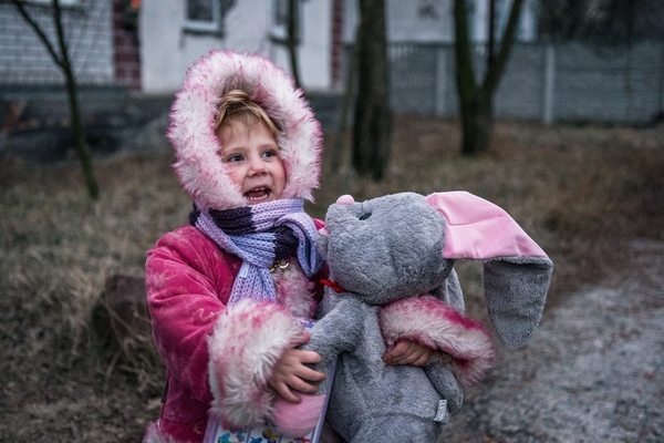 Fotogalerie z předávání Mikulášských balíčků 2023