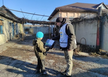 Mikuláš potěšil děti na Ukrajině